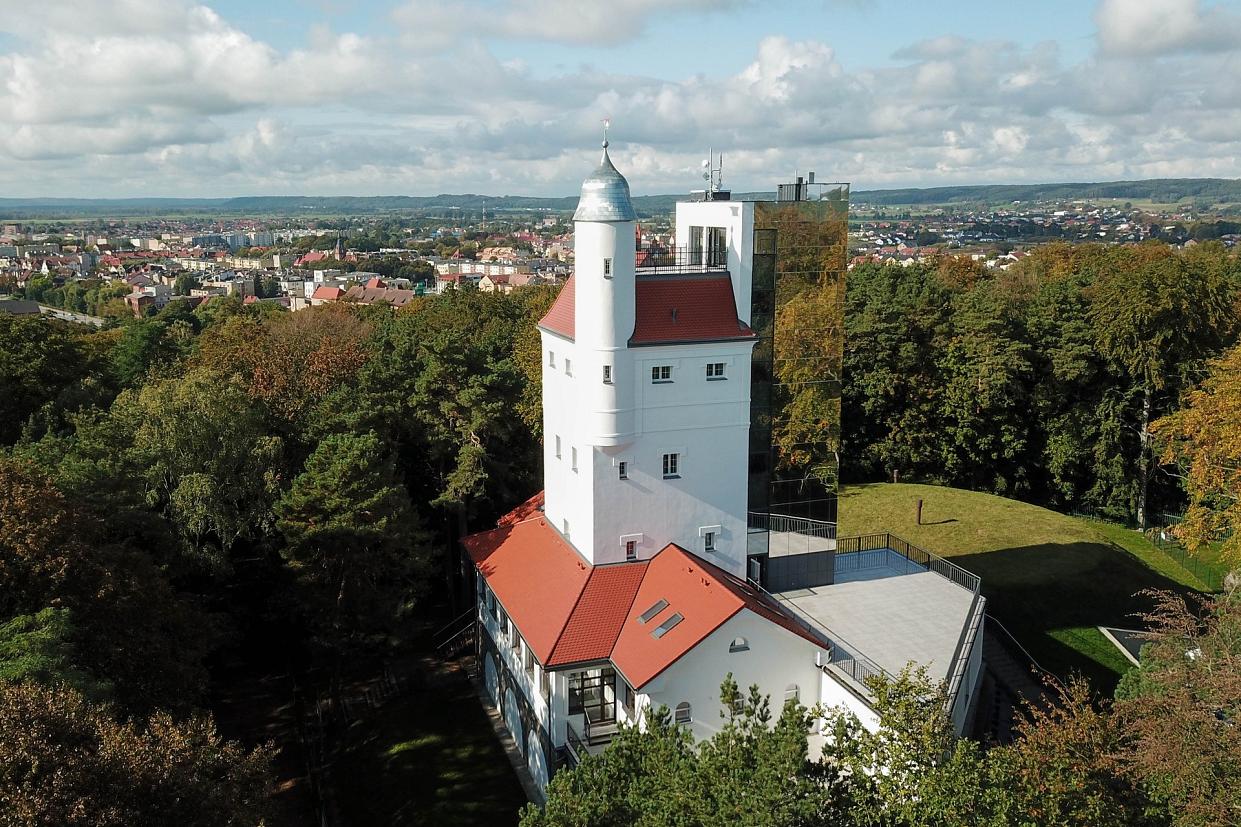 Obejrzyj panoramę miasta z Wieży ciśnień