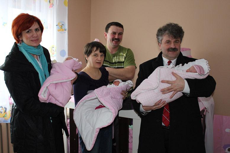 Odwiedziny u lęborskich trojaczków