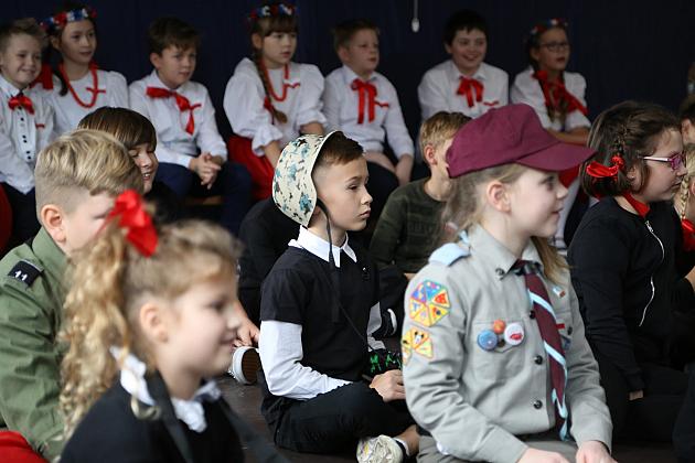 Uczniowie SJSP LTO uczcili rocznicę Niepodległości