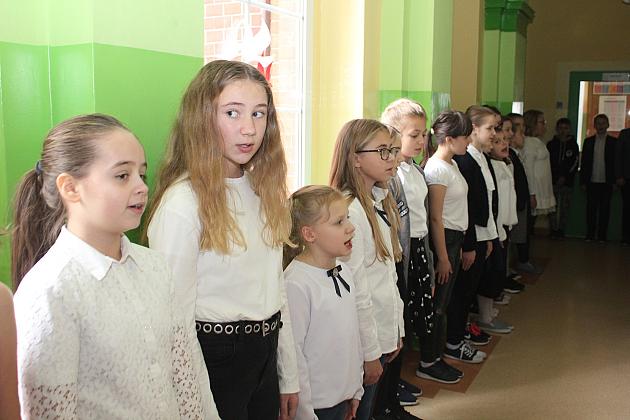 Razem zaśpiewali wszystkie zwrotki Mazurka Dąbrowskiego