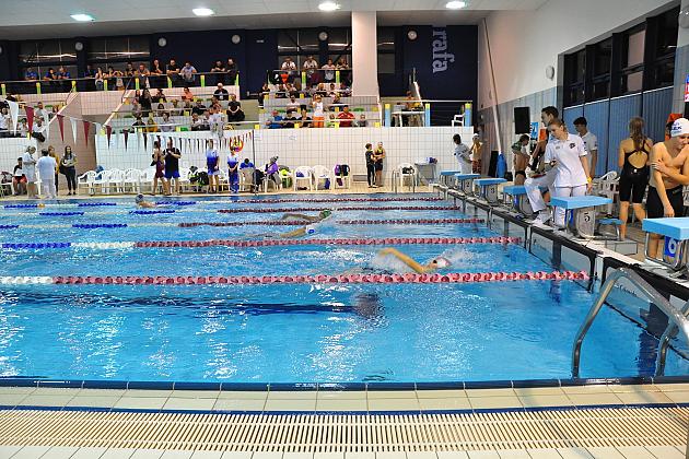 XII Ogólnopolskie Zawody Pływackie MEYN