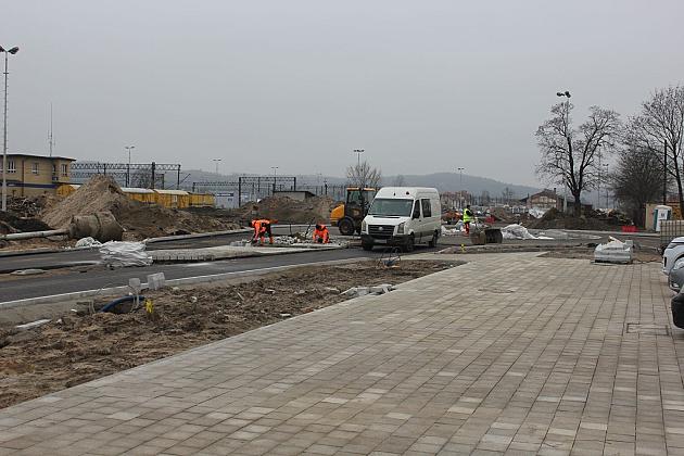 Lęborski Węzeł Przesiadkowy. Front robót na Dworcowej