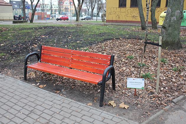 „Mini Park” nad rzeką Łebą zmienił oblicze