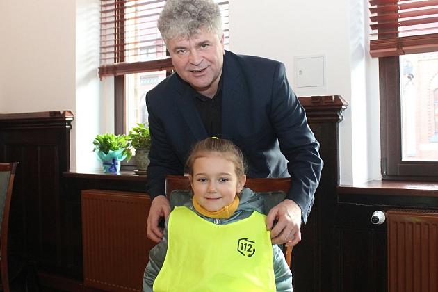 Świąteczna wizyta przedszkolaków z „Jedynki”