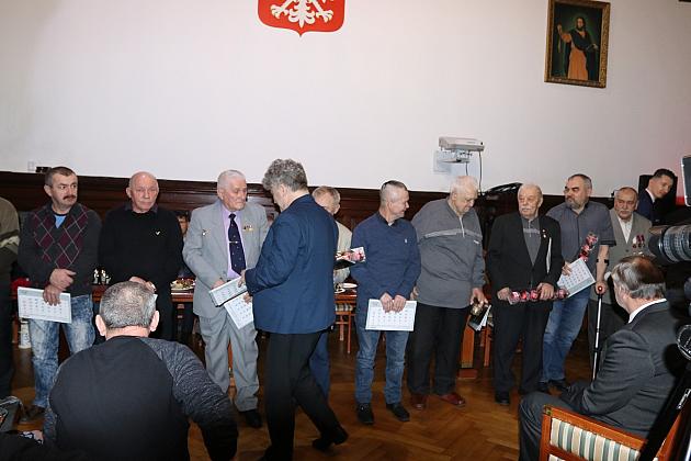 Święto dawców krwi w ratuszu