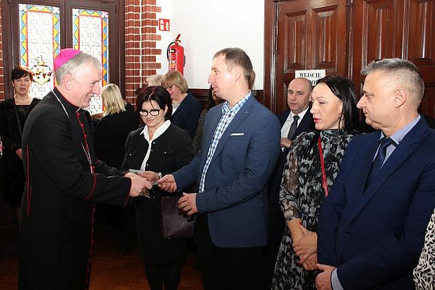 Biskup Ryszard Kasyna z kolędą w ratuszu