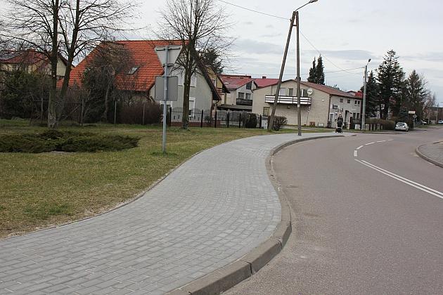 Remont chodnika na Brzozowej, budowa na Nadmorskiej