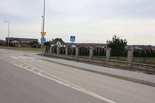 Remont chodnika na Brzozowej, budowa na Nadmorskiej