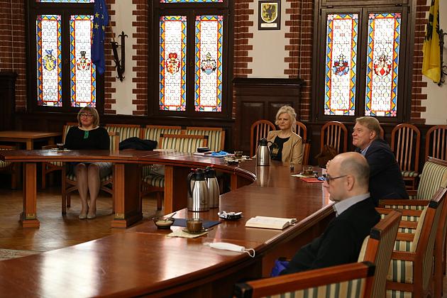 Narada z dyrektorami szkół i przedszkoli samorządowych