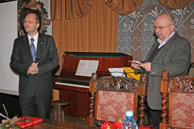 Profesor Kowalski napisał m.in. o Nipkowie