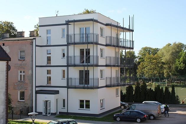 Budynek komunalny przy Placu Piastowskim gotowy do zasiedlania