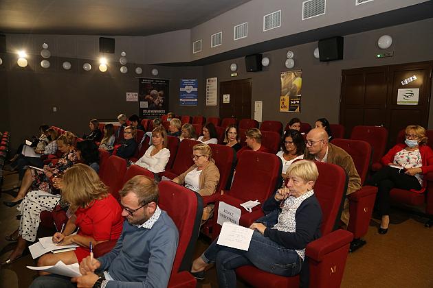 Prace nad nową strategią rozwiązywania problemów społecznych