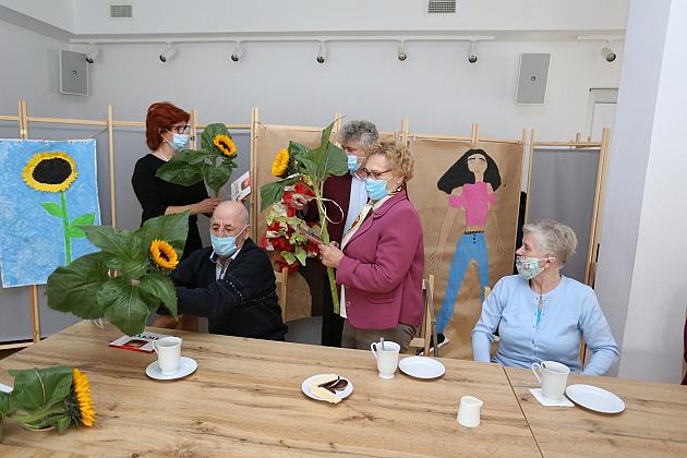 Podziękowanie za wiele lat działalności społecznej