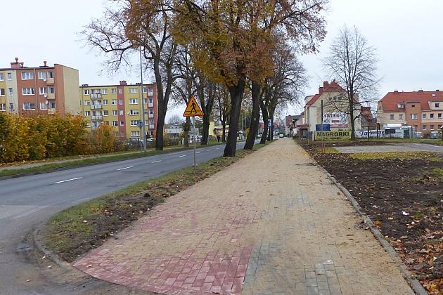 Ciąg pieszo-rowerowy na Krzywoustego wyremontowany