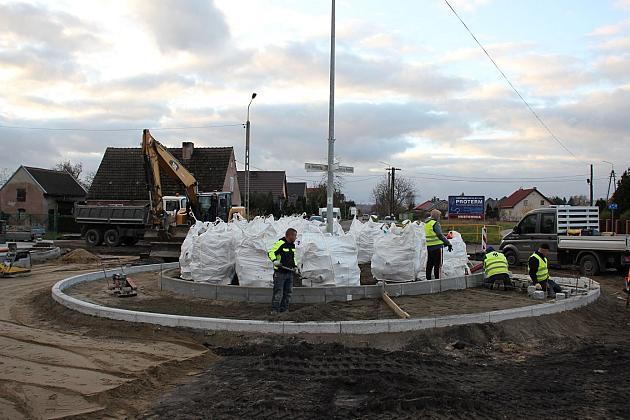 Przebudowa ronda przy Komuny Paryskiej