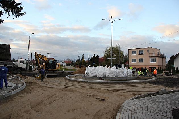 Przebudowa ronda przy Komuny Paryskiej
