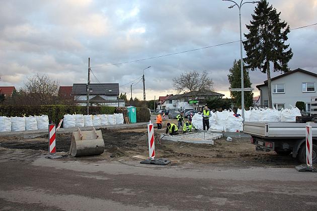 Przebudowa ronda przy Komuny Paryskiej