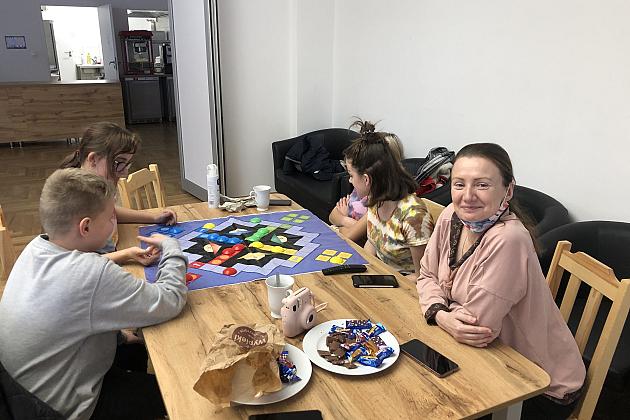 Kolorowe zajęcia ze streetworkerkami