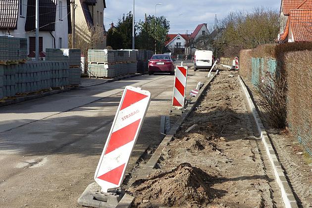 Remont chodników i nawierzchni ulicy Zawiszy Czarnego