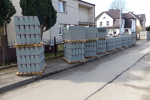 Remont chodników i nawierzchni ulicy Zawiszy Czarnego