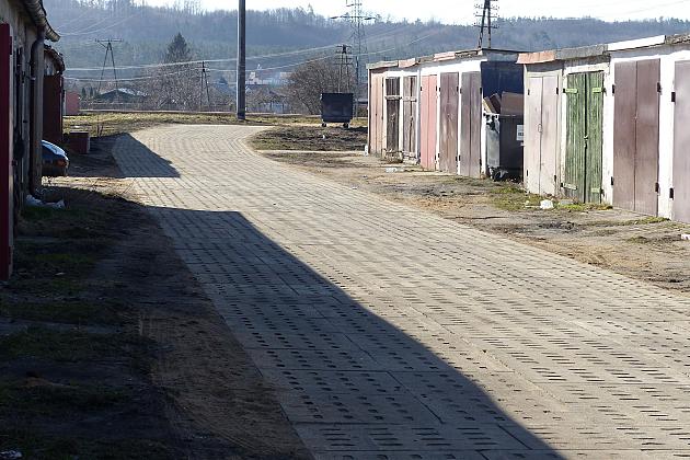 Ulica Emilii Plater-bis utwardzona