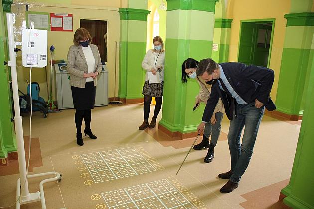 Interaktywne podłogi trafiły do lęborskich szkół