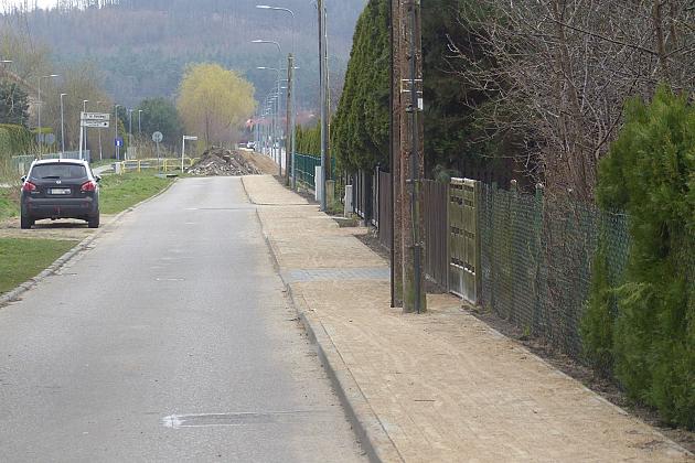 Nowy chodnik na Harcerzy coraz bliżej