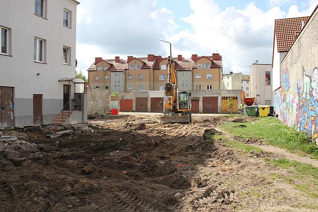 Podwórko przy Stryjewskiego 63/65