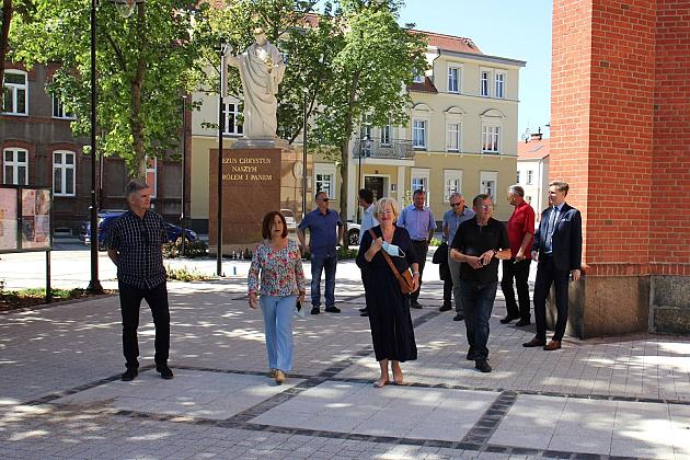 Wieża zabytkowego kościoła NMP Królowej Polski po remoncie