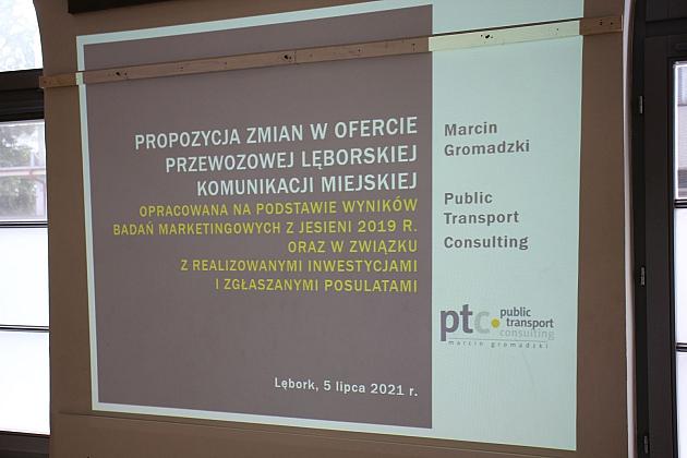 Rozmowy o komunikacji miejskiej przy Lęborskim Węźle Przesiadkowym