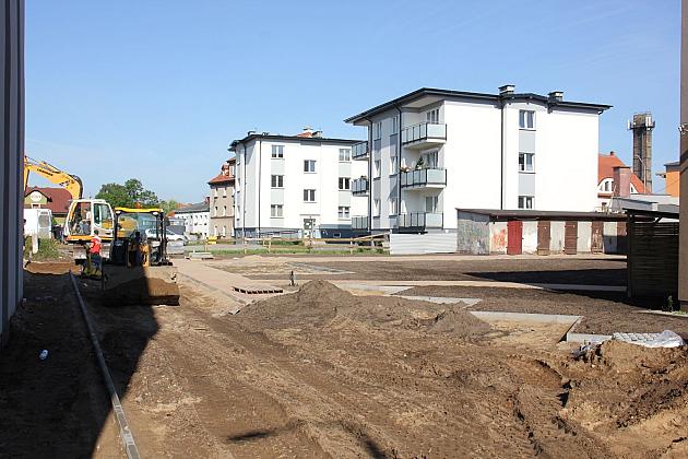 Podwórka integracyjne zmieniają „Lębork Nowy Świat”