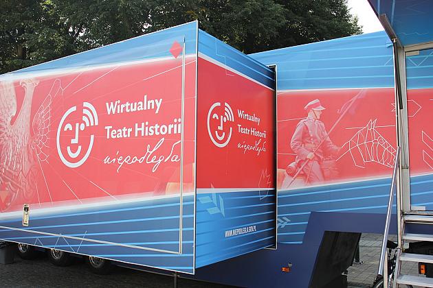 Wirtualny Teatr Historii na Placu Pokoju 17-19 sierpnia