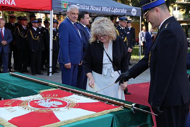 Uroczystość nadania sztandaru dla strażaków