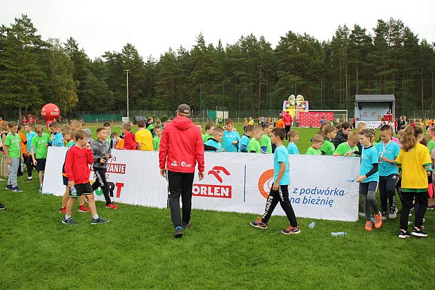 „Z podwórka na bieżnię”. Święto sportu na stadionie