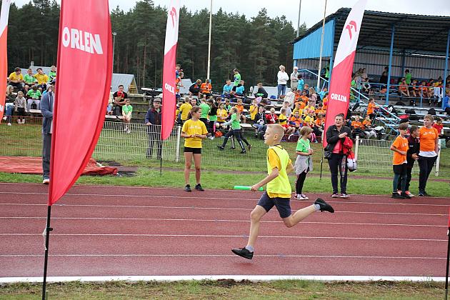 „Z podwórka na bieżnię”. Święto sportu na stadionie