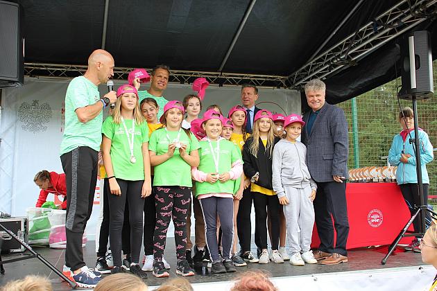 „Z podwórka na bieżnię”. Święto sportu na stadionie