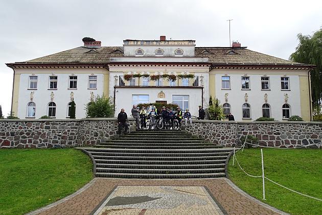 Pieszo i rowerami – rajd „Poznajemy piękno gminy Potęgowo”