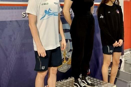 8 medali Weroniki Klejny i Hani Walkusz w Mistrzostwach Okręgu Pomorskiego