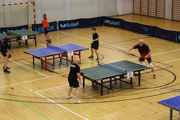 Faworyci nie zawiedli podczas Otwartych Mistrzostw Lęborka w tenisie stołowym