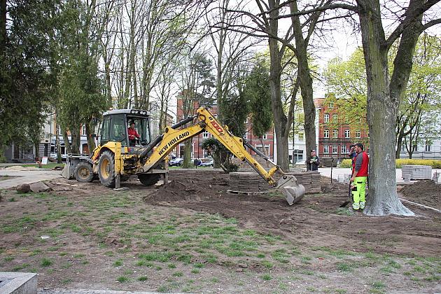 Metamorfoza skweru przy Placu Pokoju