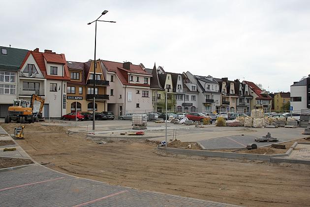 Trwa rozbudowa parkingu na zapleczu ulicy Staromiejskiej