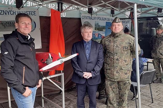 Na placu Pokoju promowali zasadniczą służbę wojskową