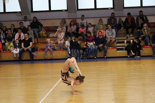 Pokazy gimnastyki artystycznej w Lęborku