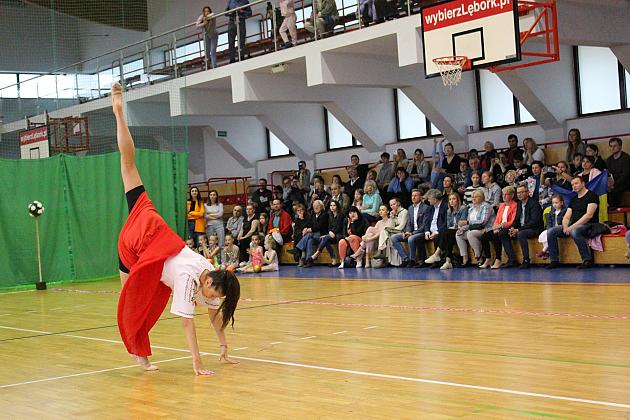 Pokazy gimnastyki artystycznej w Lęborku