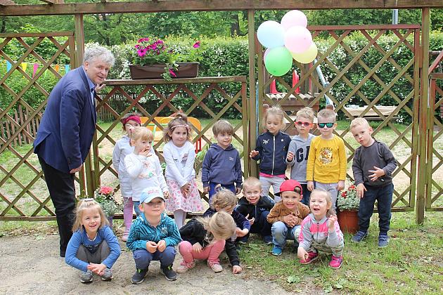Gry i zabawy w plenerze. Dzień Dziecka w Przedszkolu nr 1