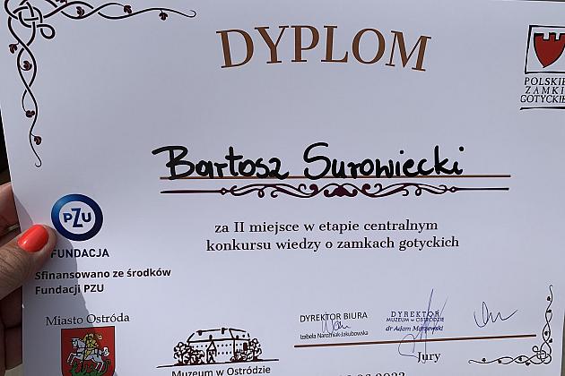 Finał konkursu wiedzy o zamkach gotyckich – 2. miejsce dla lęborczanina