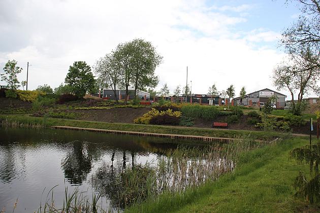 Przy Pułaskiego wybudowano kanalizację deszczową i miejsce do wędkowania