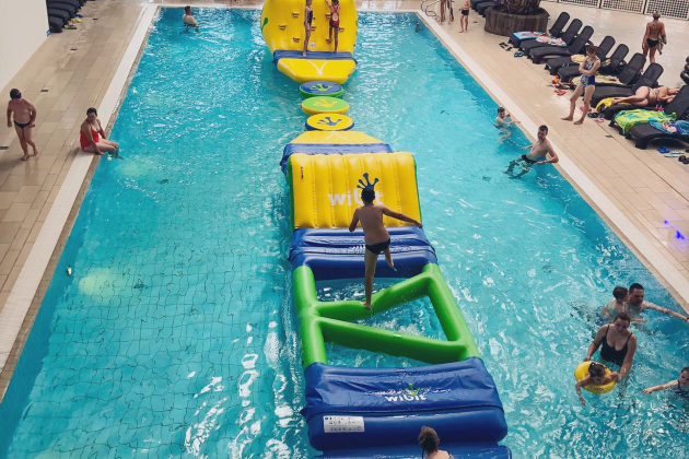 Wakacyjna przygoda na basenie