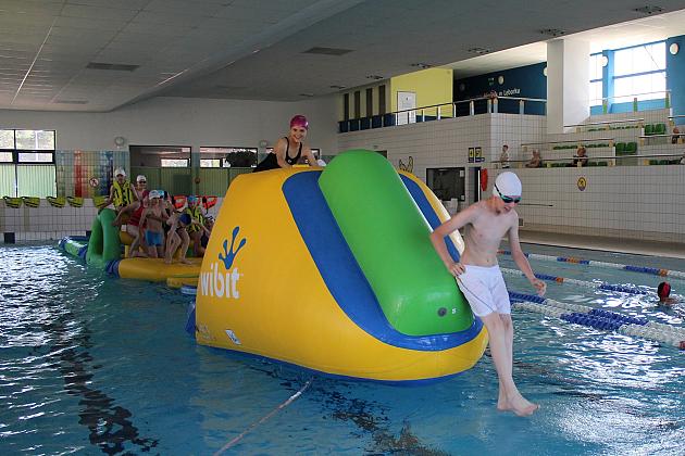 Szalona zabawa na Pływalni Miejskiej