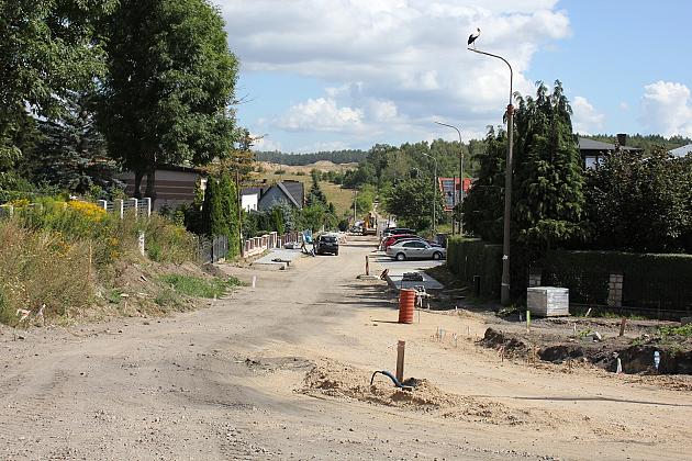 Na Pułaskiego trwa budowa nowej drogi